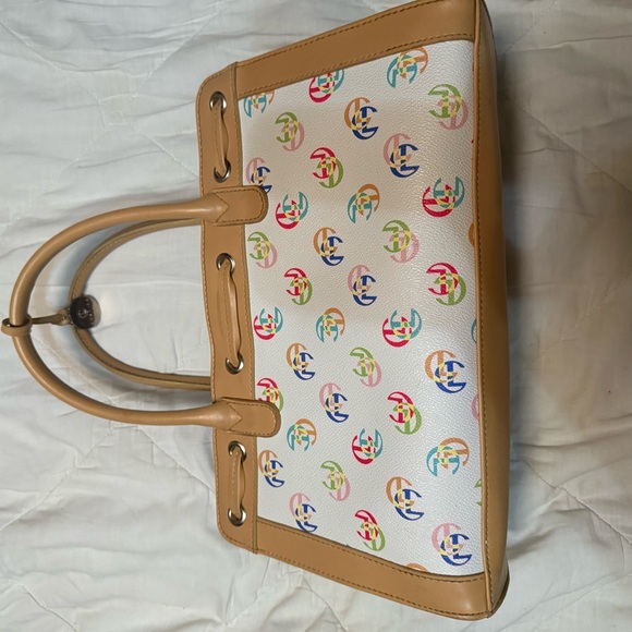 White and Tan CL AMERICA Tote Bag with Structured Design and Playful logoPattern - Picture 1 of 7